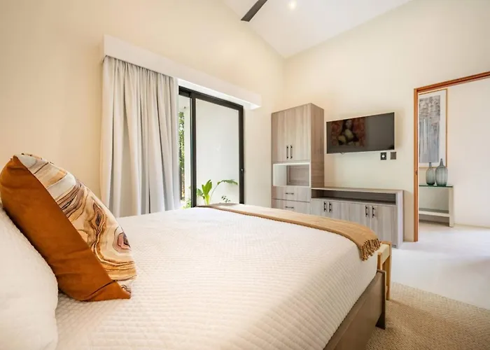 Casa Mira Flores, Five Min To Downtown * Tamarindo
